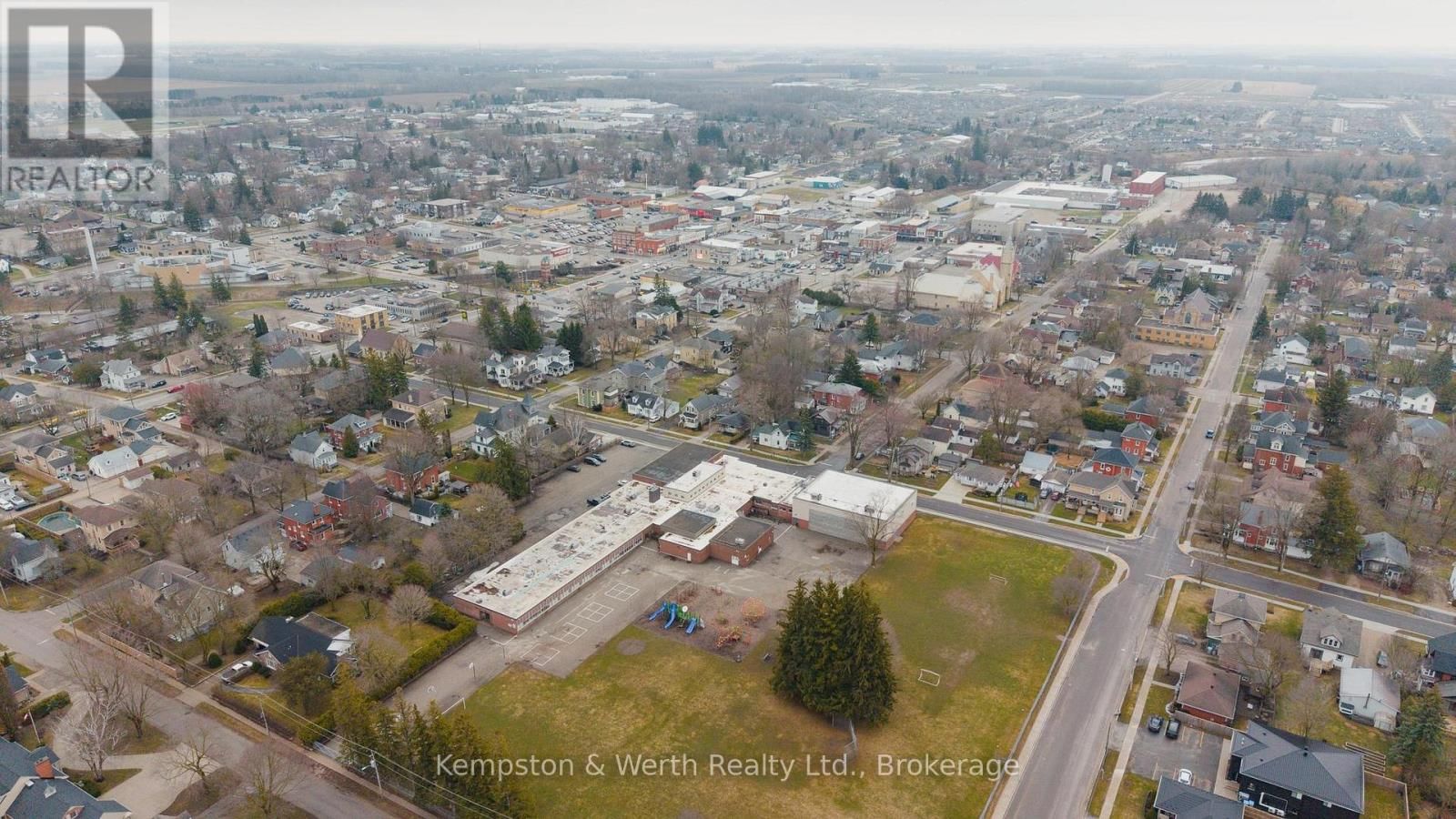 260 BINNING STREET WEST Image 45