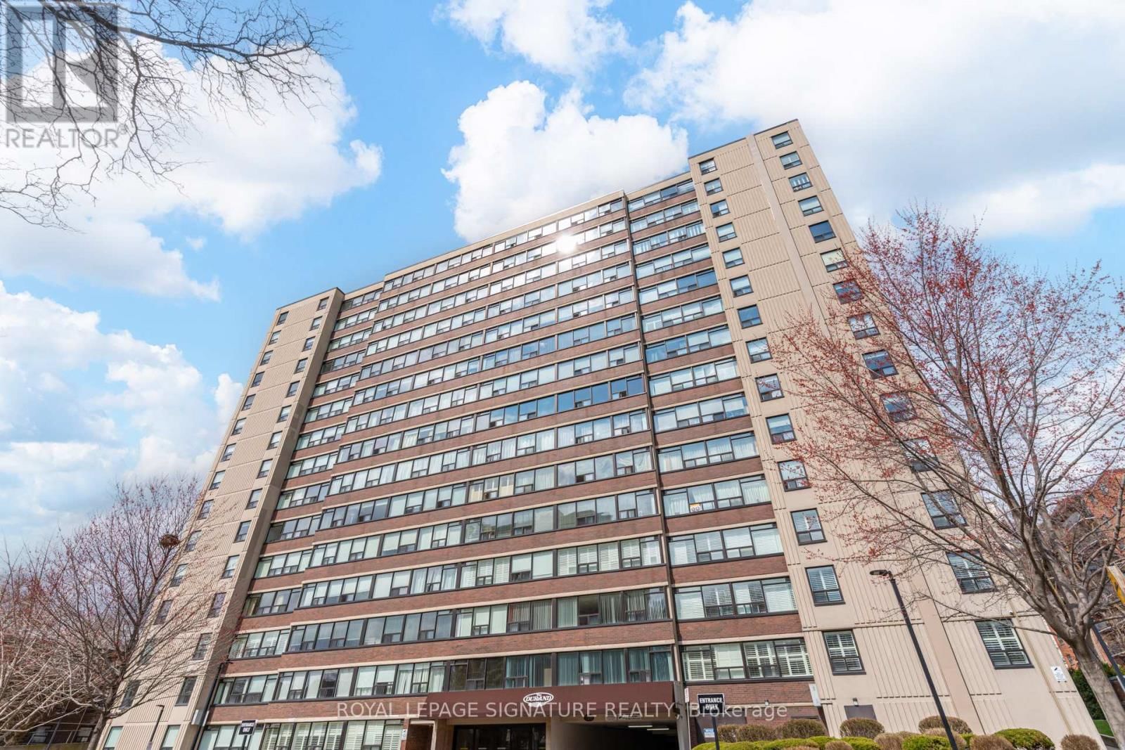 1503 - 120 DUKE STREET Image 1