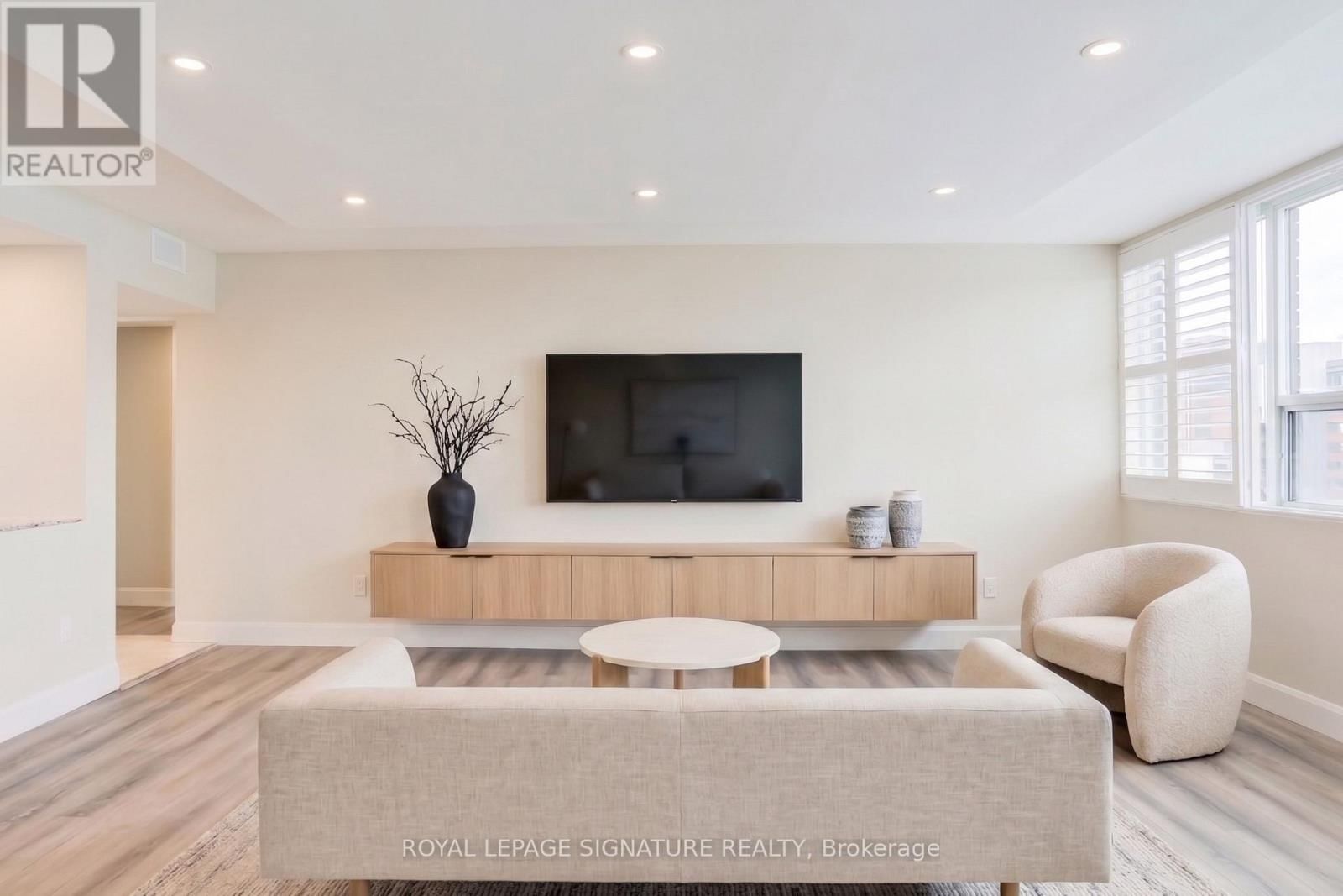 1503 - 120 DUKE STREET Image 10