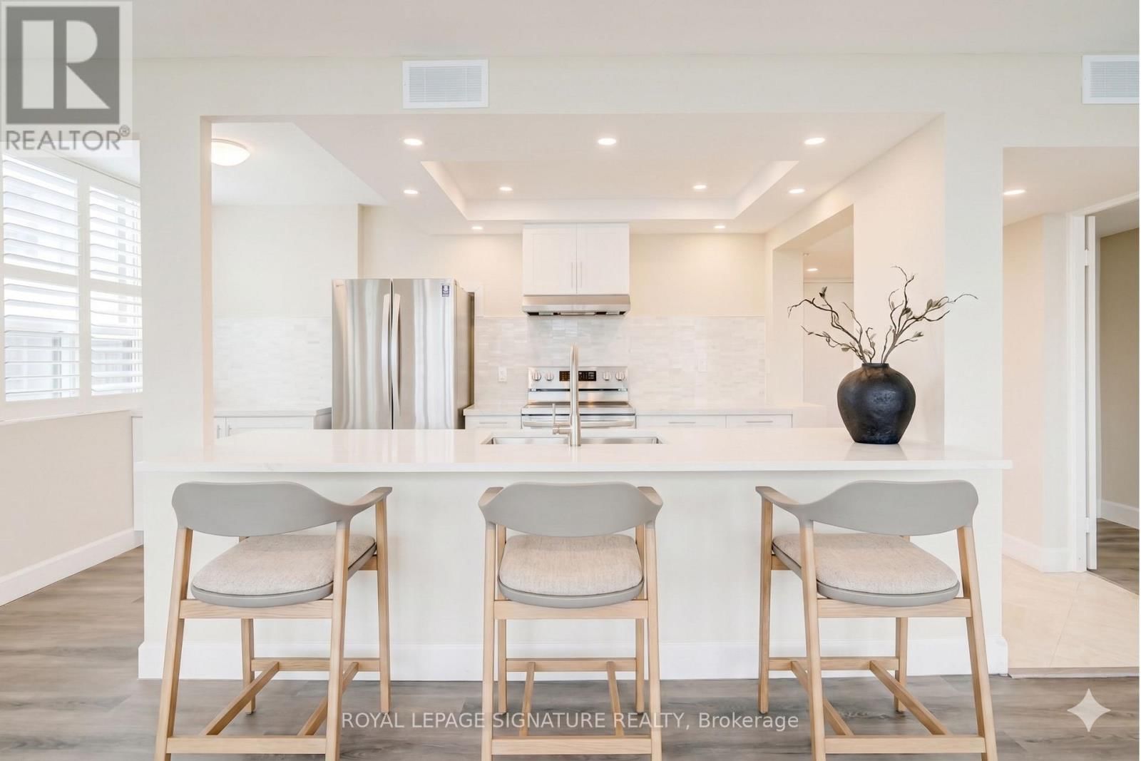 1503 - 120 DUKE STREET Image 6