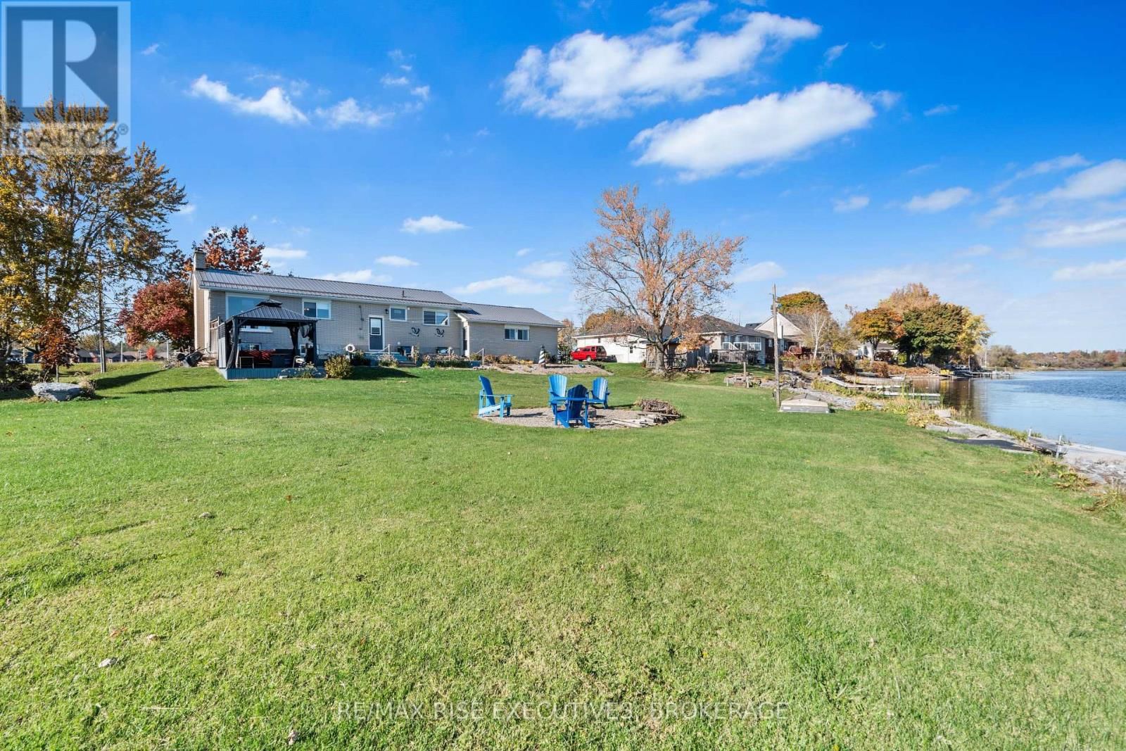 470 DUNDAS STREET WEST Image 31