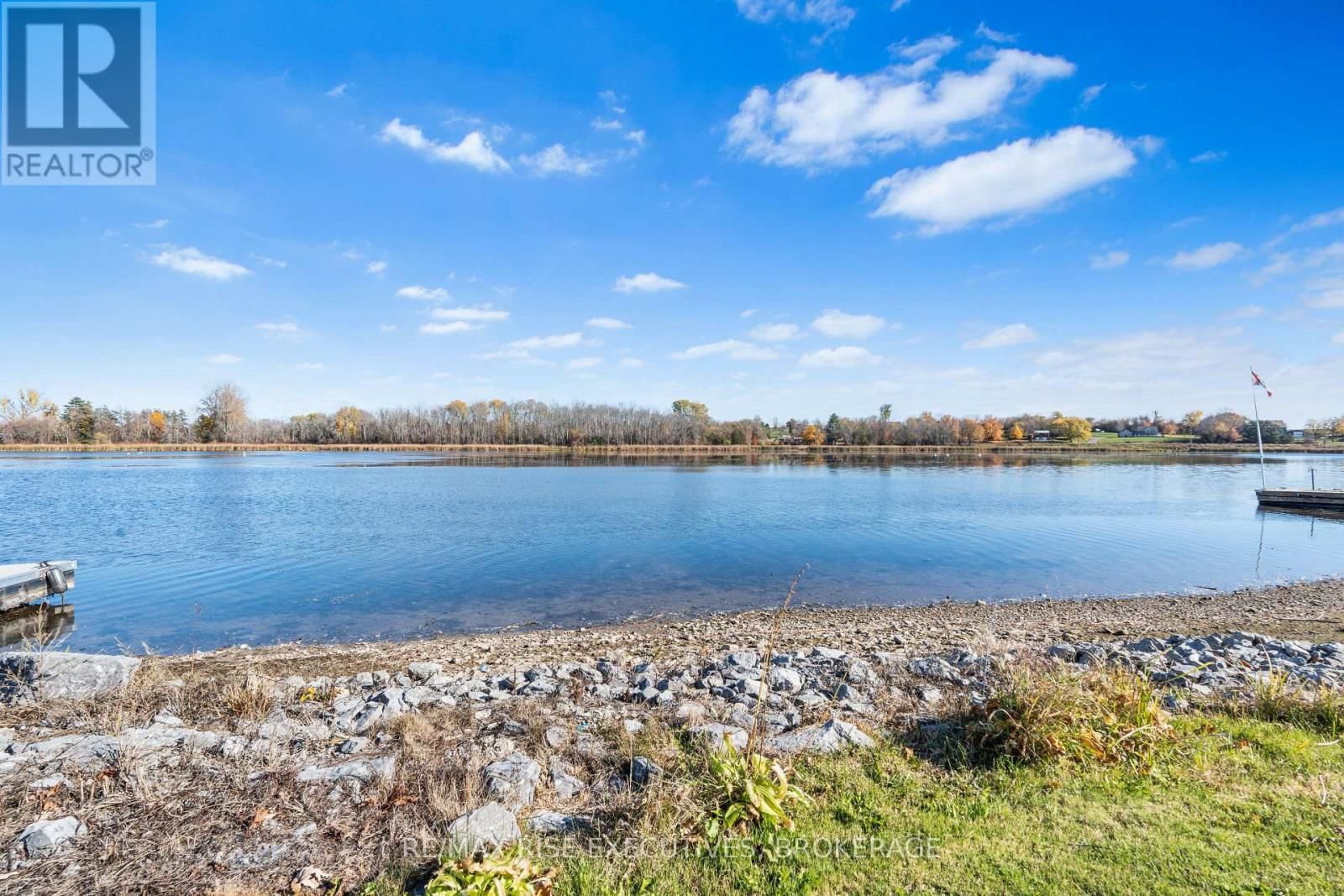 470 DUNDAS STREET WEST Image 32