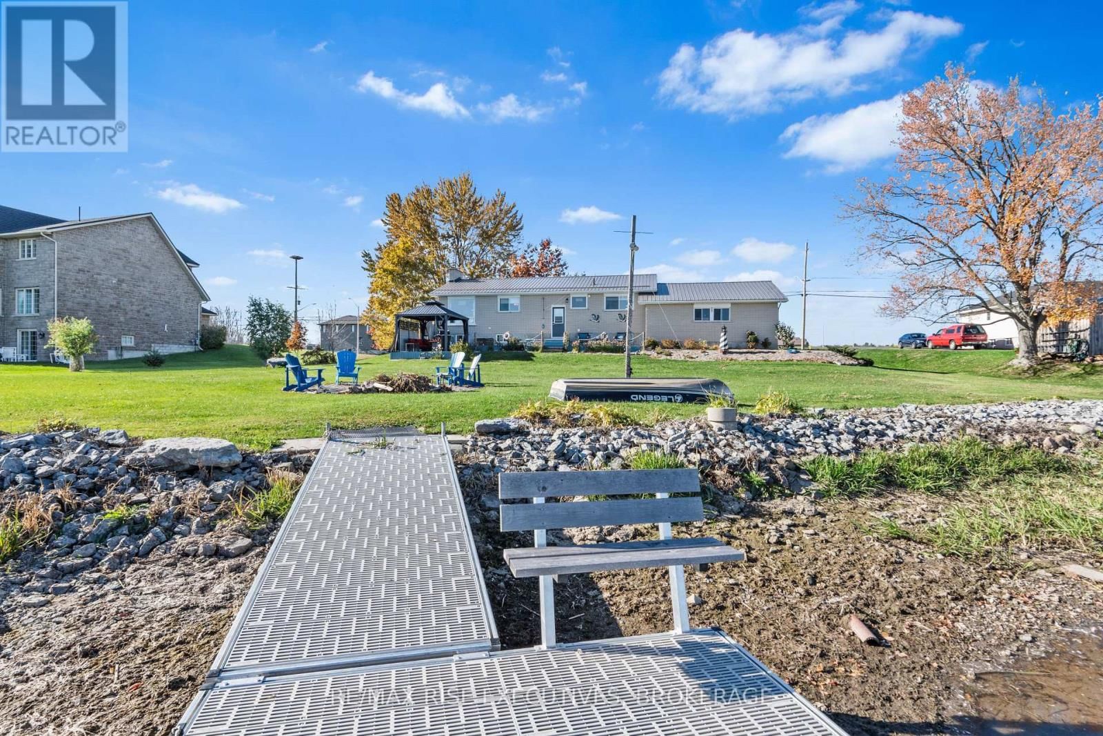 470 DUNDAS STREET WEST Image 35