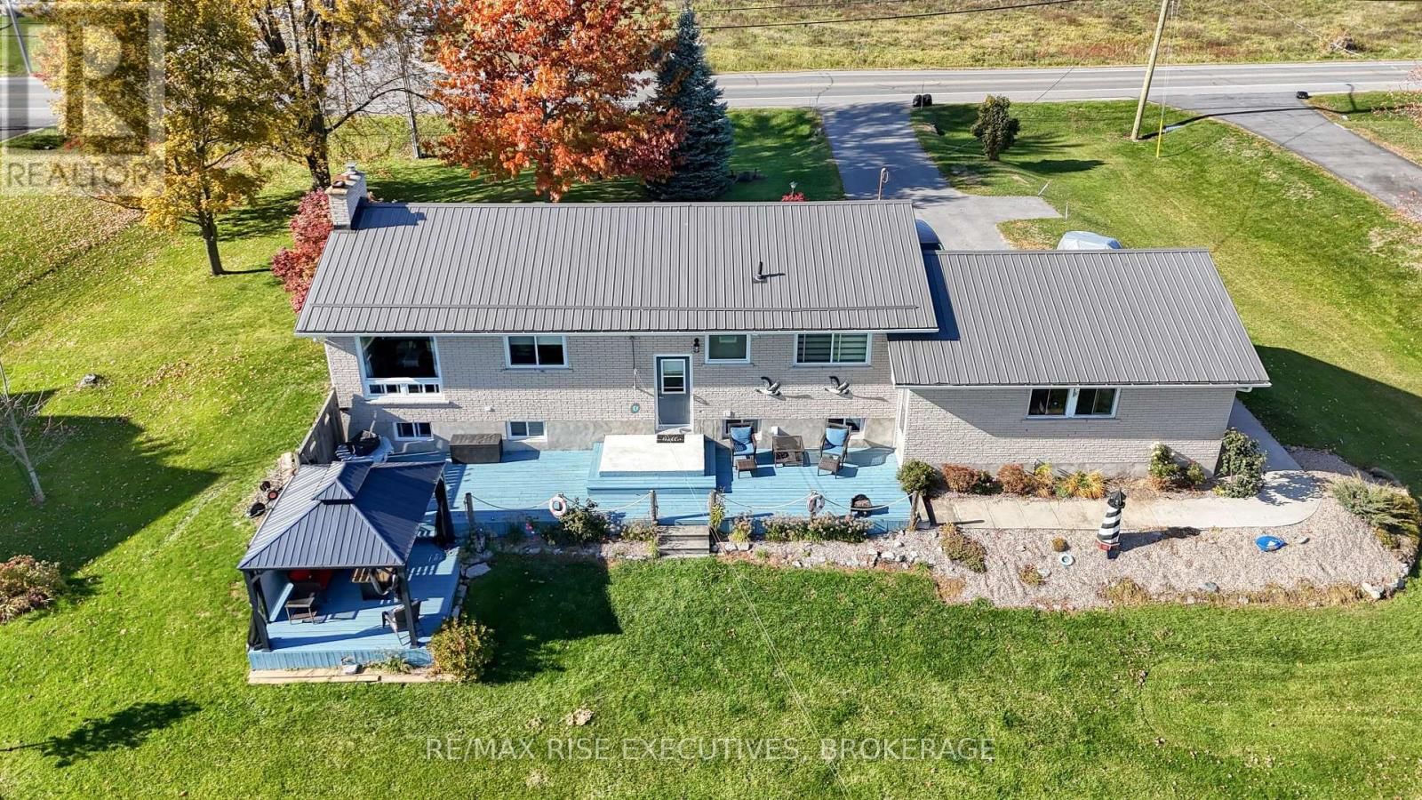 470 DUNDAS STREET WEST Image 41