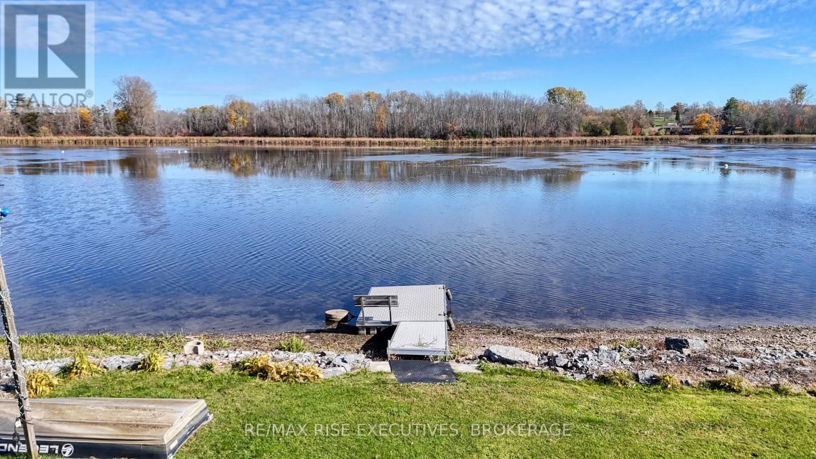 470 DUNDAS STREET WEST Image 48