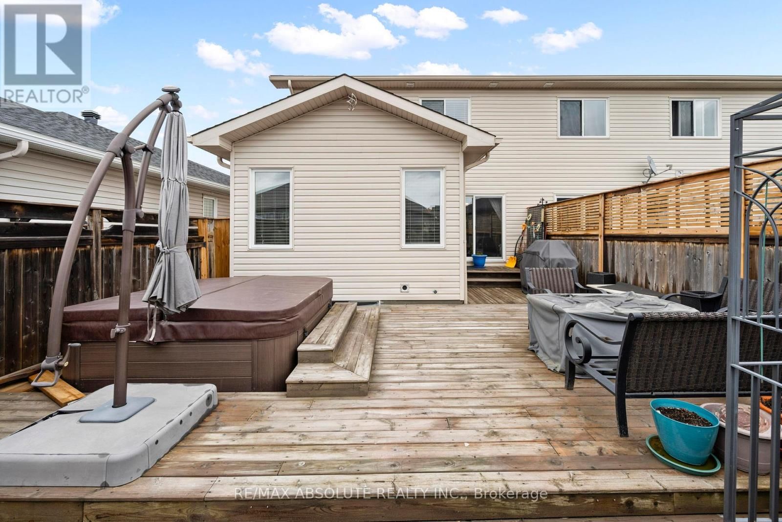 17 ALLAN BOND COURT Image 18