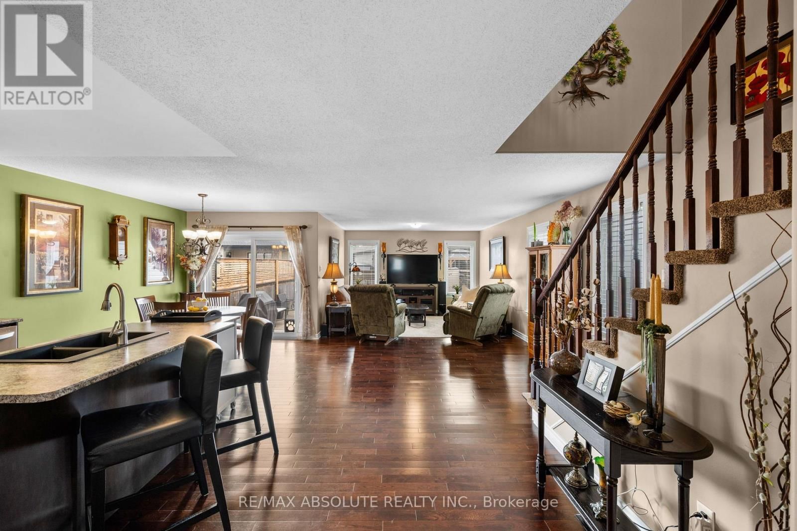 17 ALLAN BOND COURT Image 3