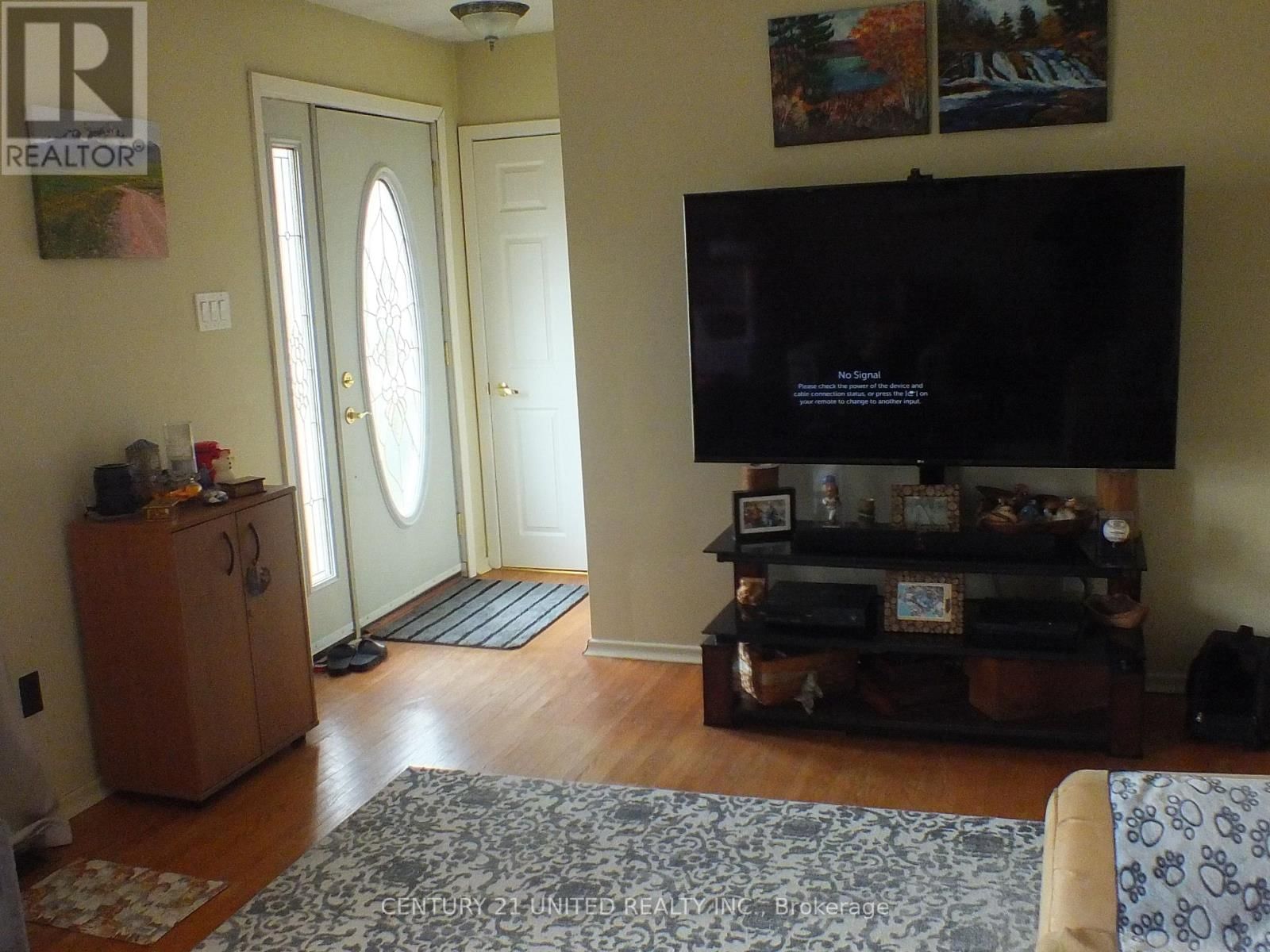 316 LEON AVENUE Image 16