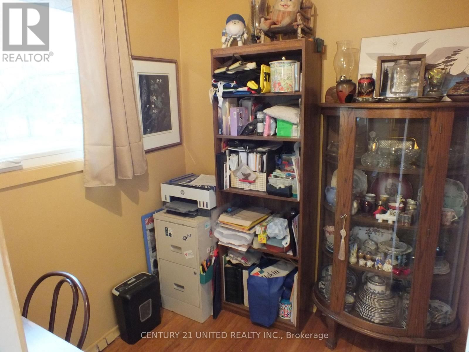 316 LEON AVENUE Image 22