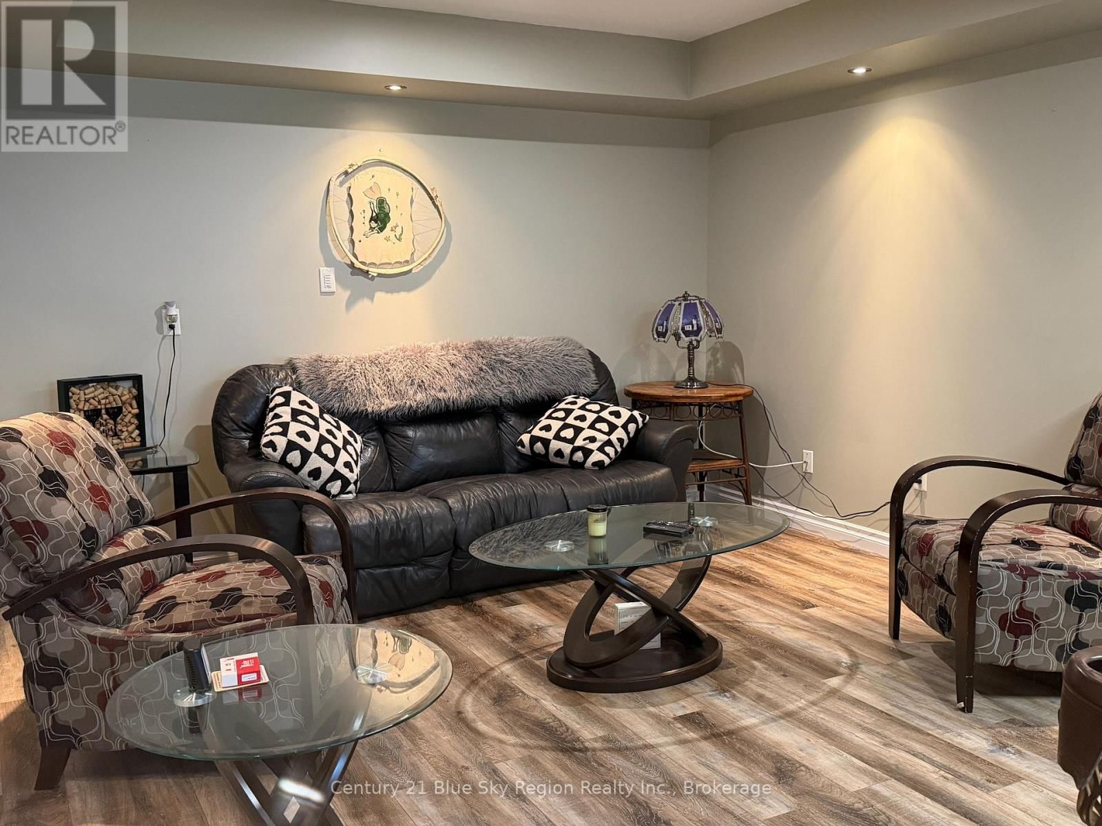 46 EGLINGTON ROAD SOUTH Image 15