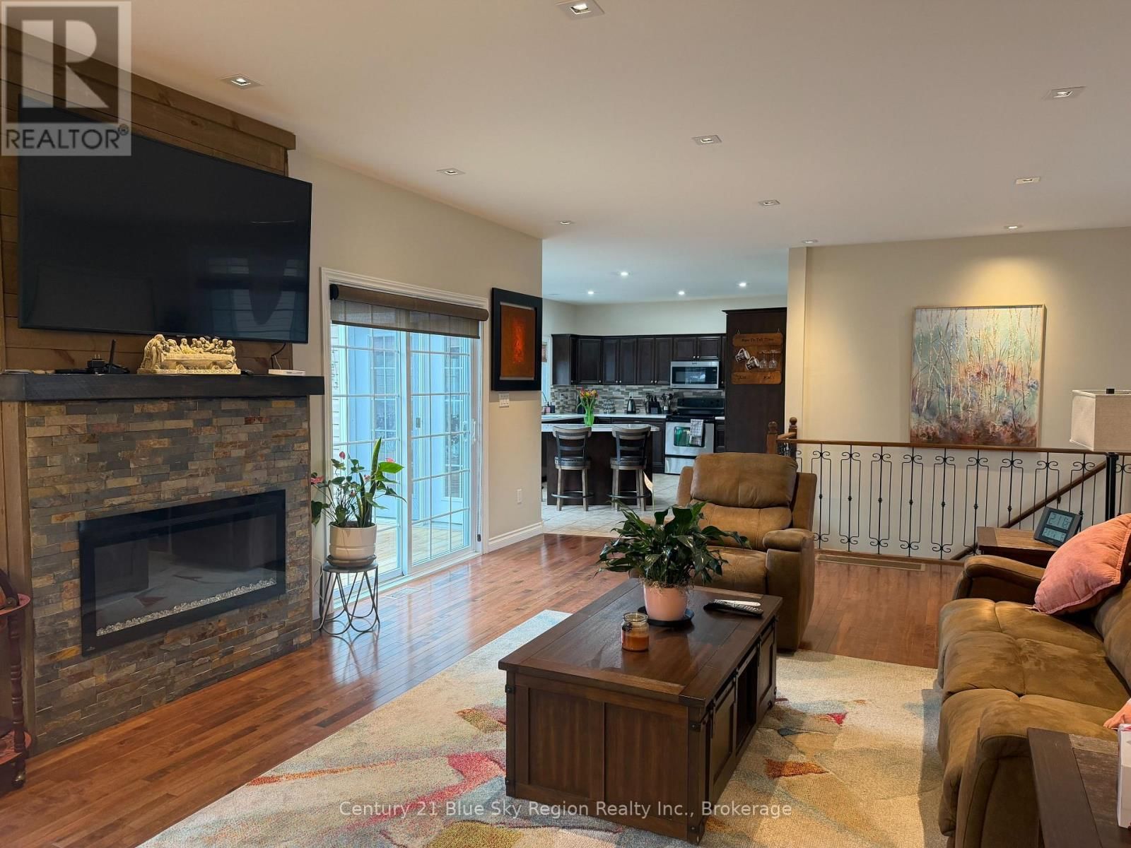 46 EGLINGTON ROAD SOUTH Image 4