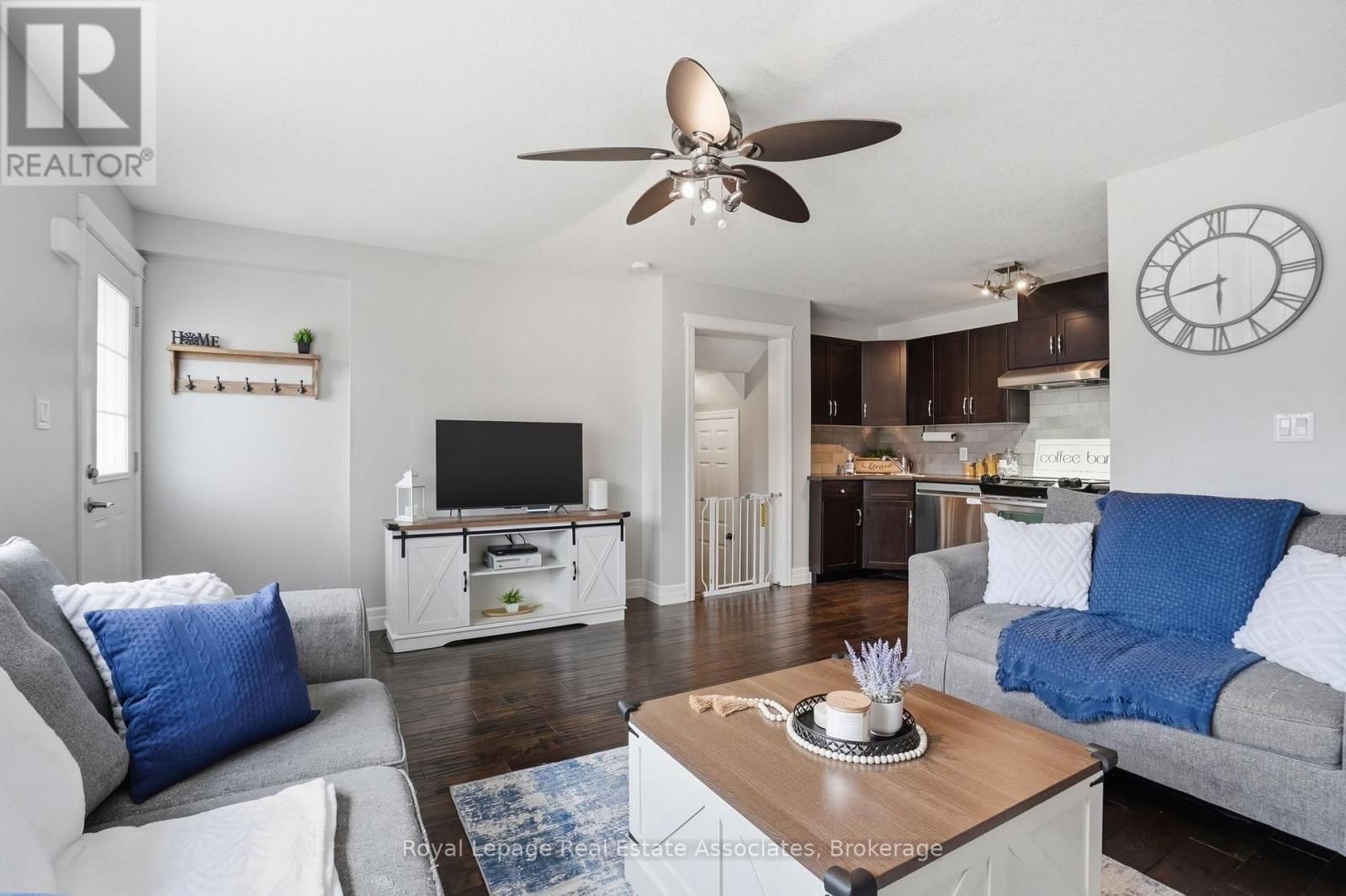 16 - 275 OLD HURON ROAD Image 10