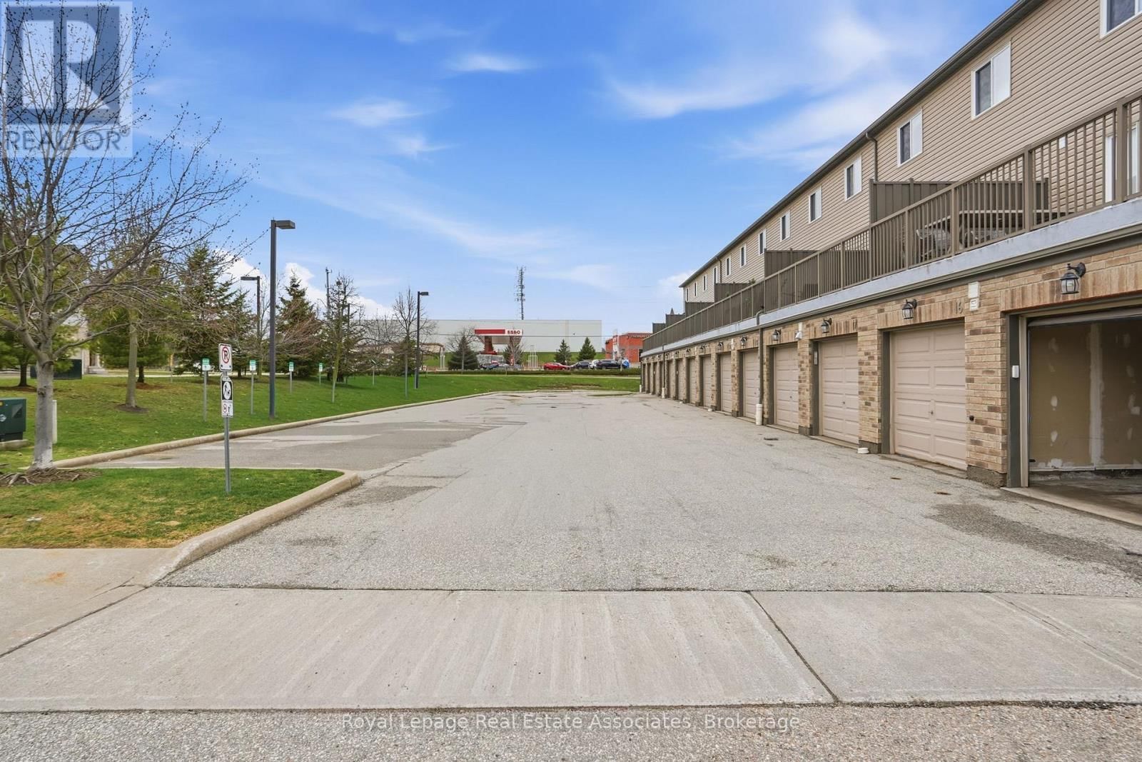 16 - 275 OLD HURON ROAD Image 35