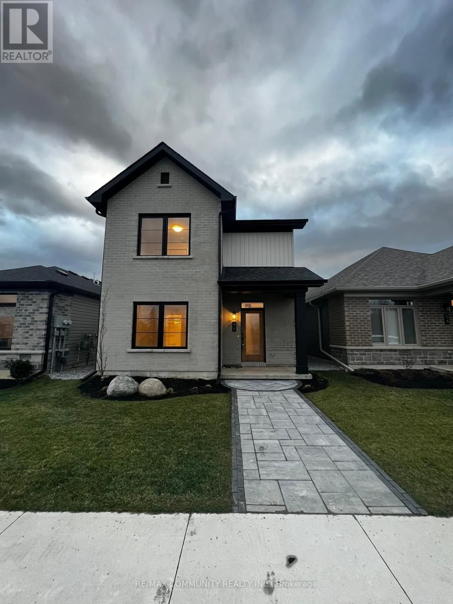 96 Riverstone Way, Belleville.