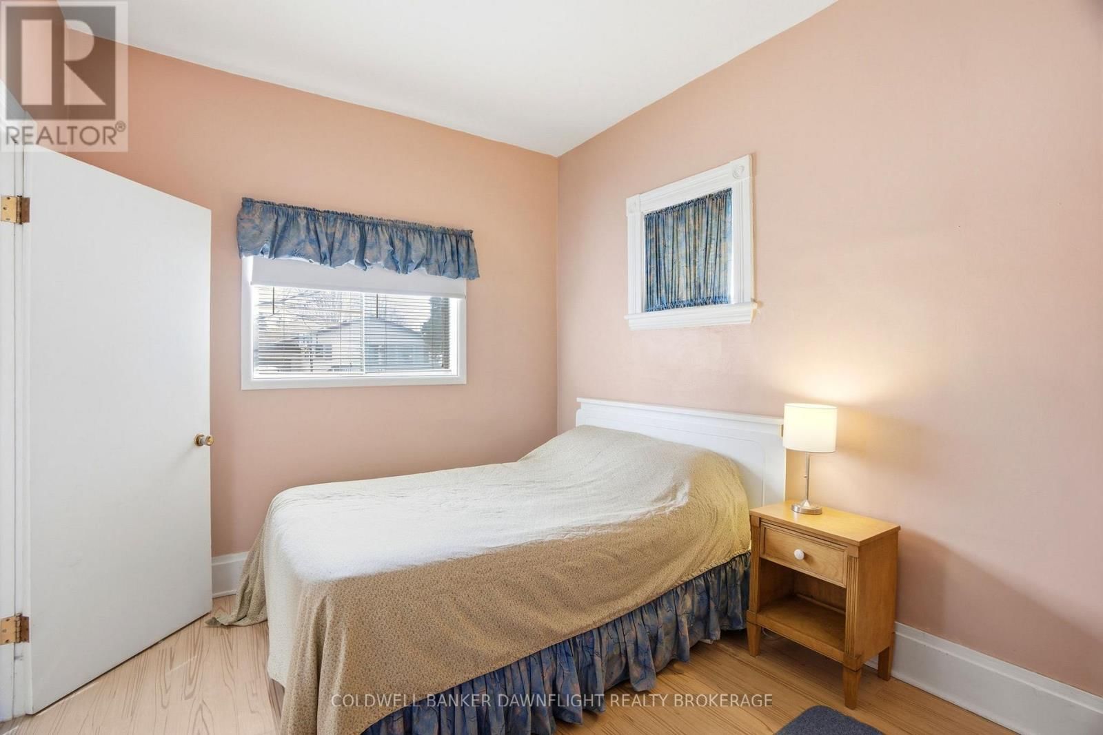 80 SANDERS STREET WEST Image 14