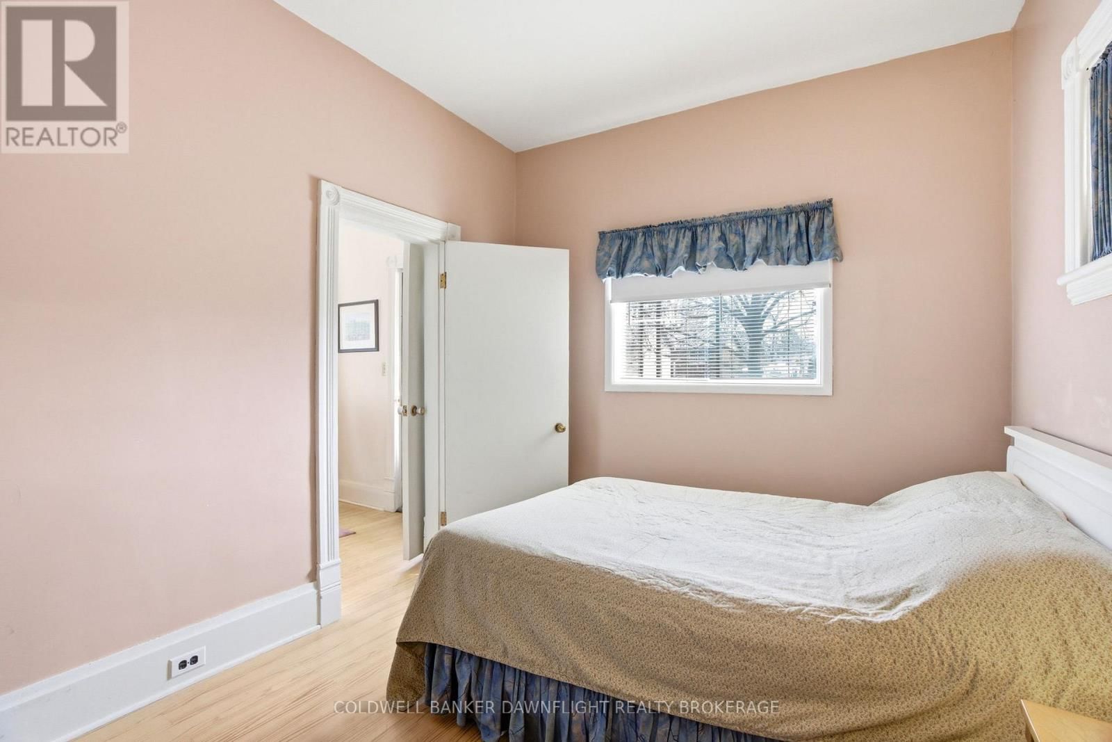 80 SANDERS STREET WEST Image 15