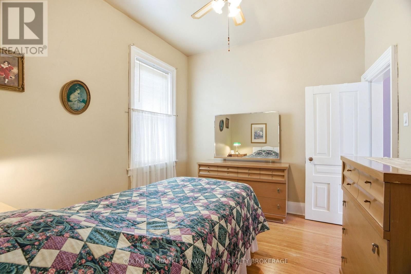 80 SANDERS STREET WEST Image 17