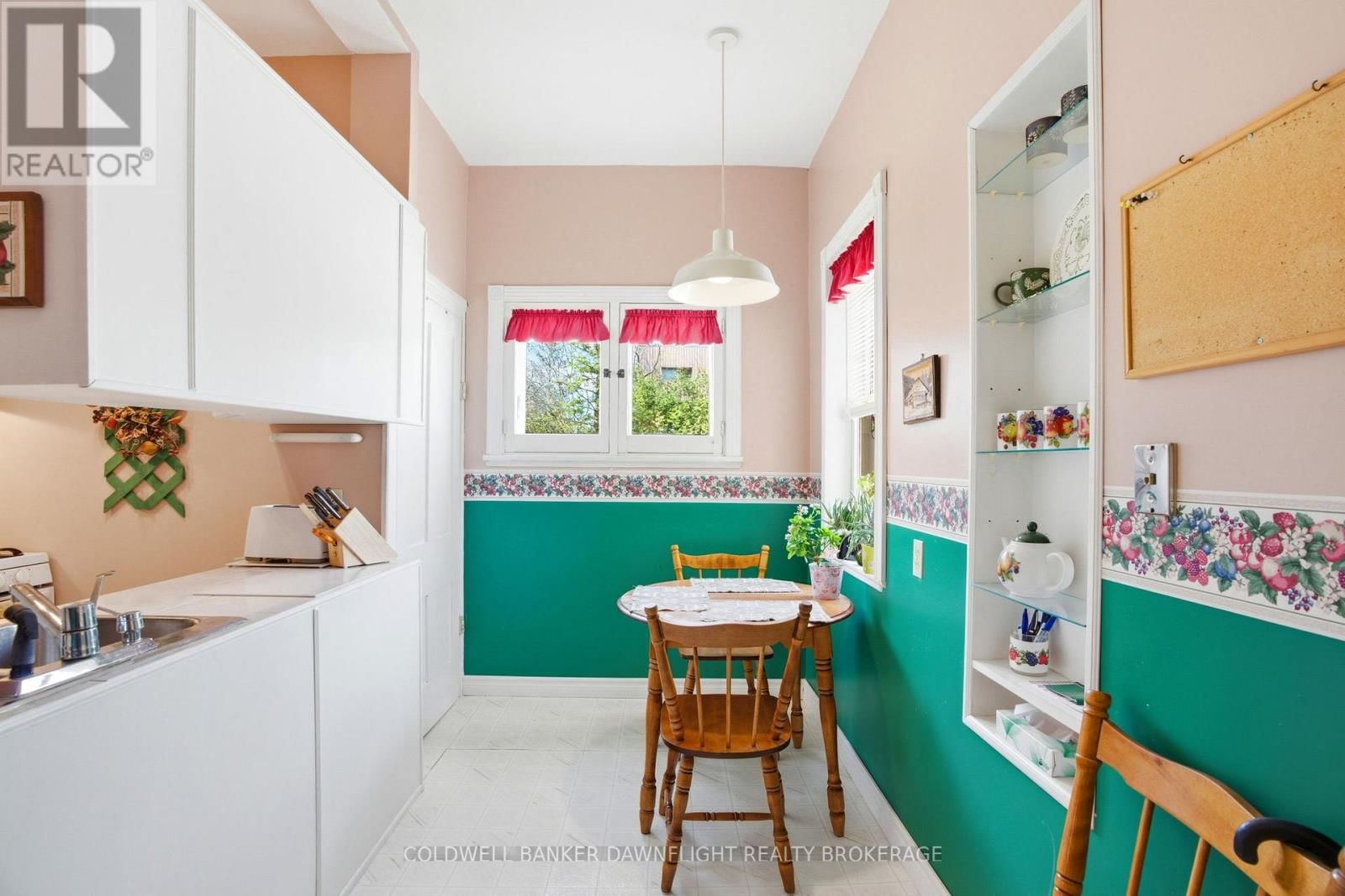 80 SANDERS STREET WEST Image 21