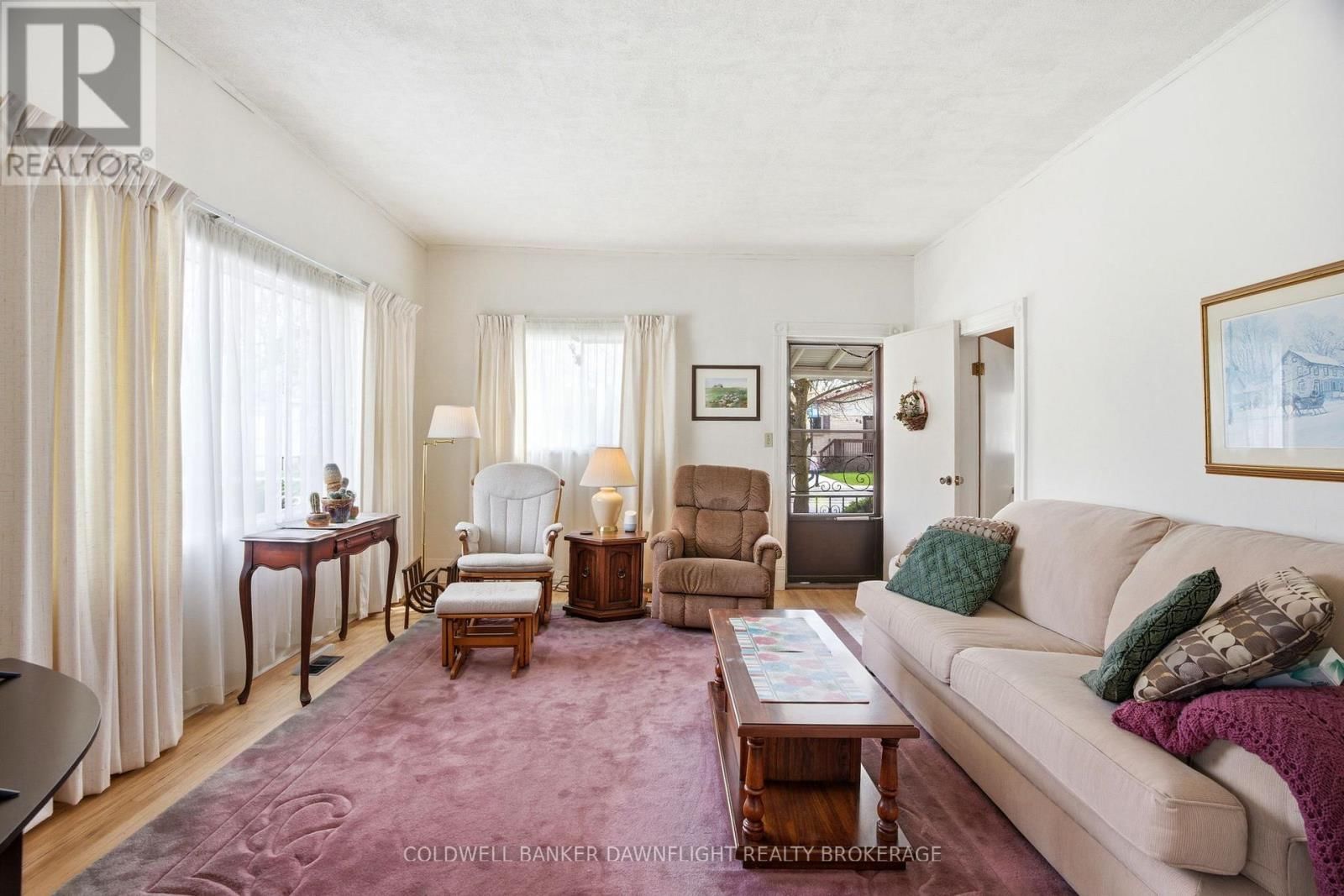 80 SANDERS STREET WEST Image 7