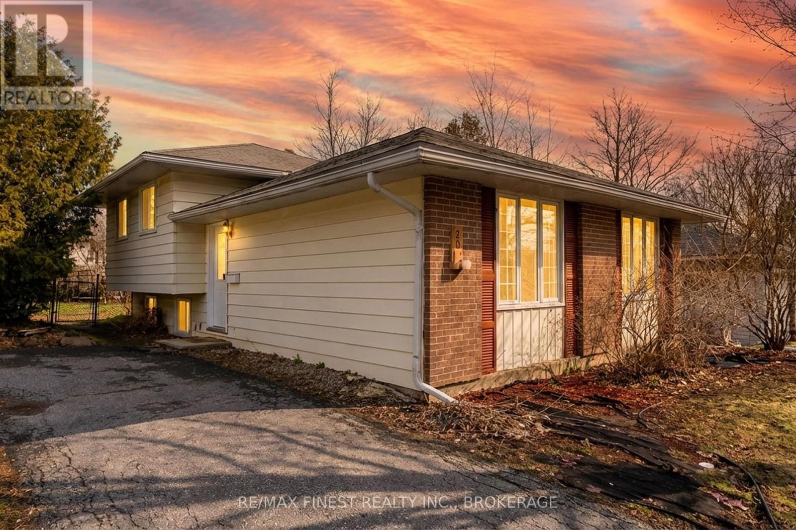 20 FOSTER STREET Image 1