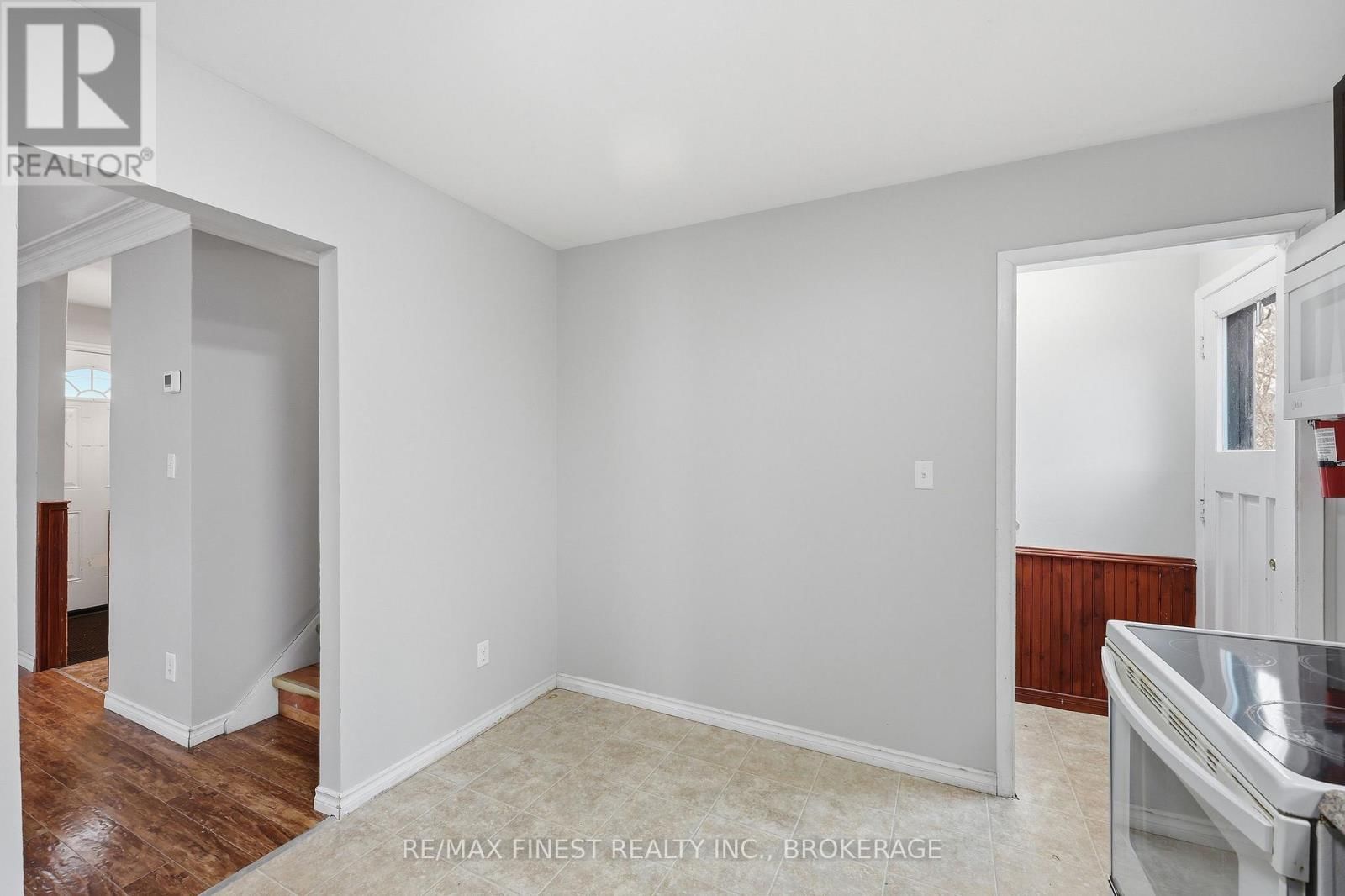 20 FOSTER STREET Image 24