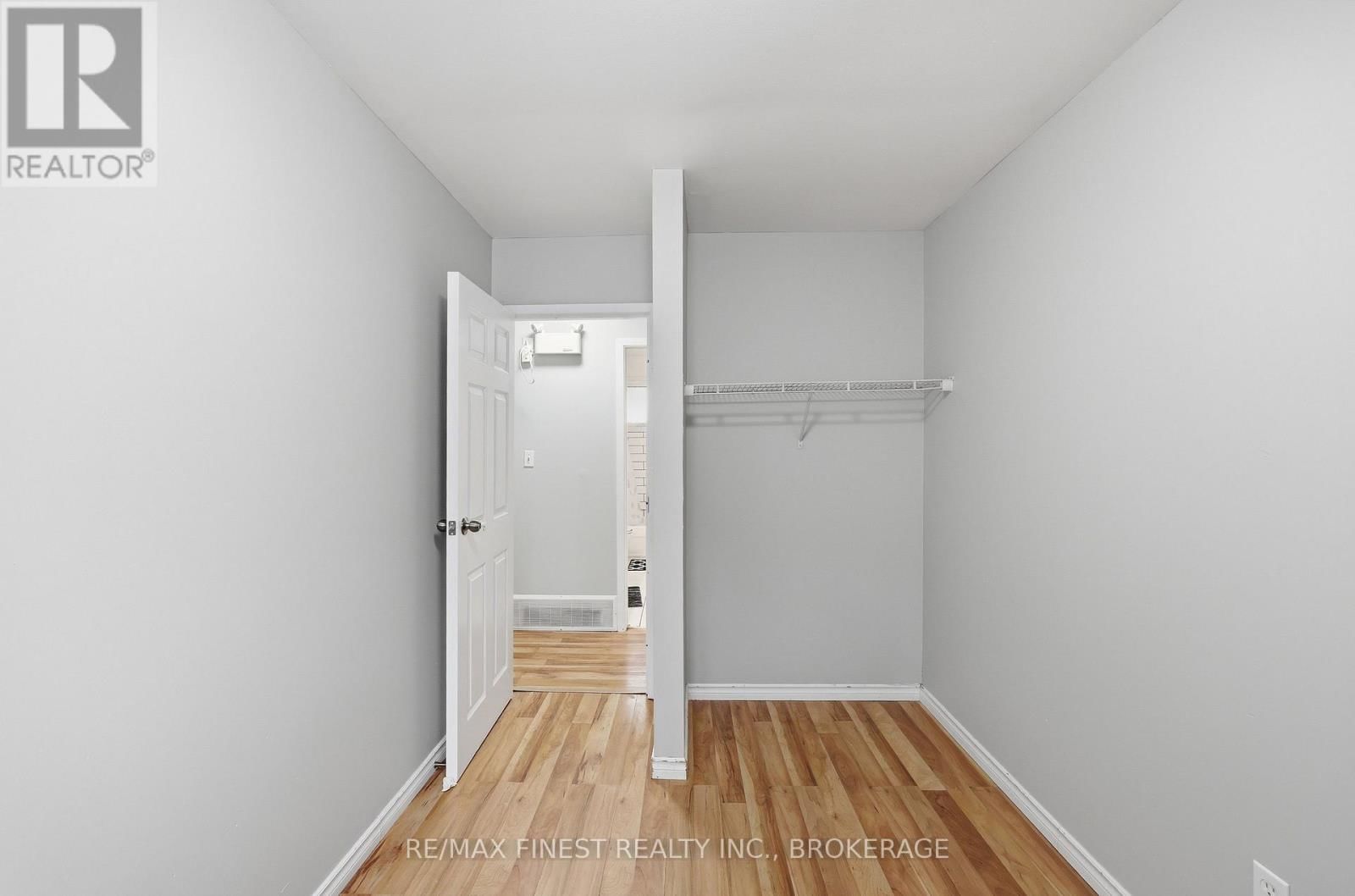 20 FOSTER STREET Image 30