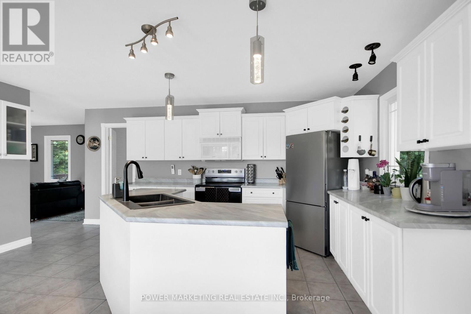 1441 STAGECOACH ROAD Image 18