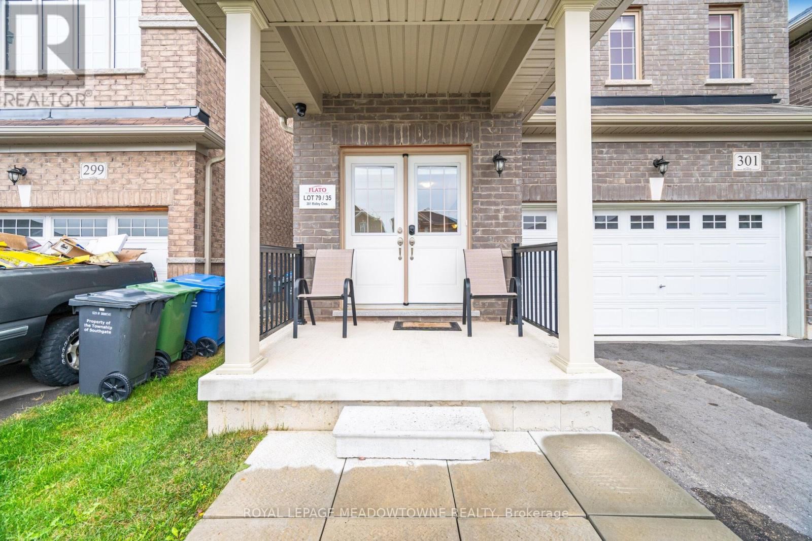 301 RIDLEY CRESCENT Image 3