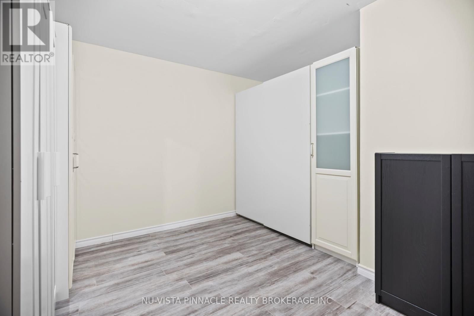 3864 ST CLAIR PARKWAY Image 27