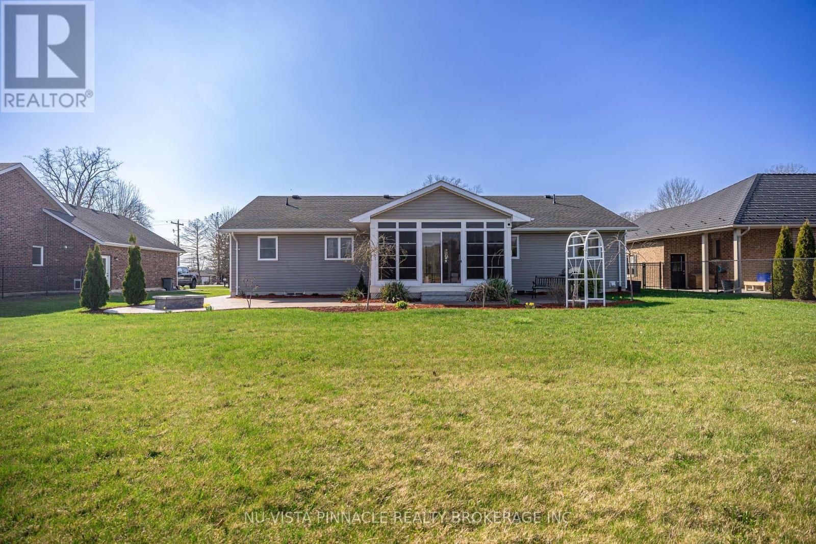 3864 ST CLAIR PARKWAY Image 32