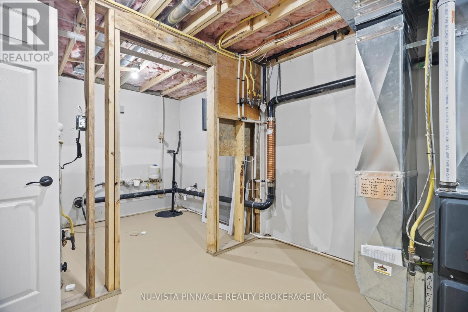 3864 ST CLAIR PARKWAY Image 38