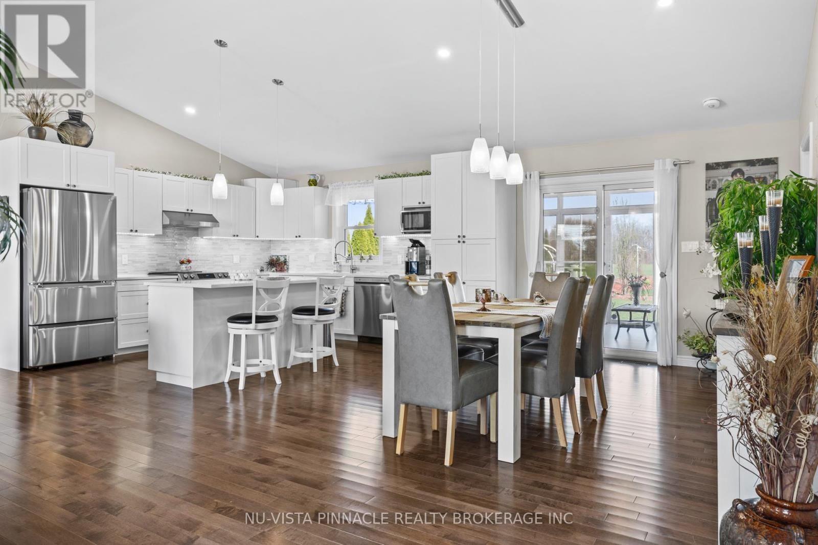 3864 ST CLAIR PARKWAY Image 7