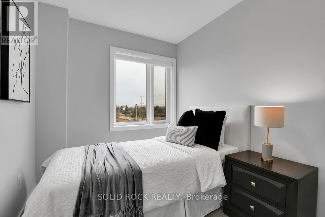 512 PILOT PRIVATE Image 21