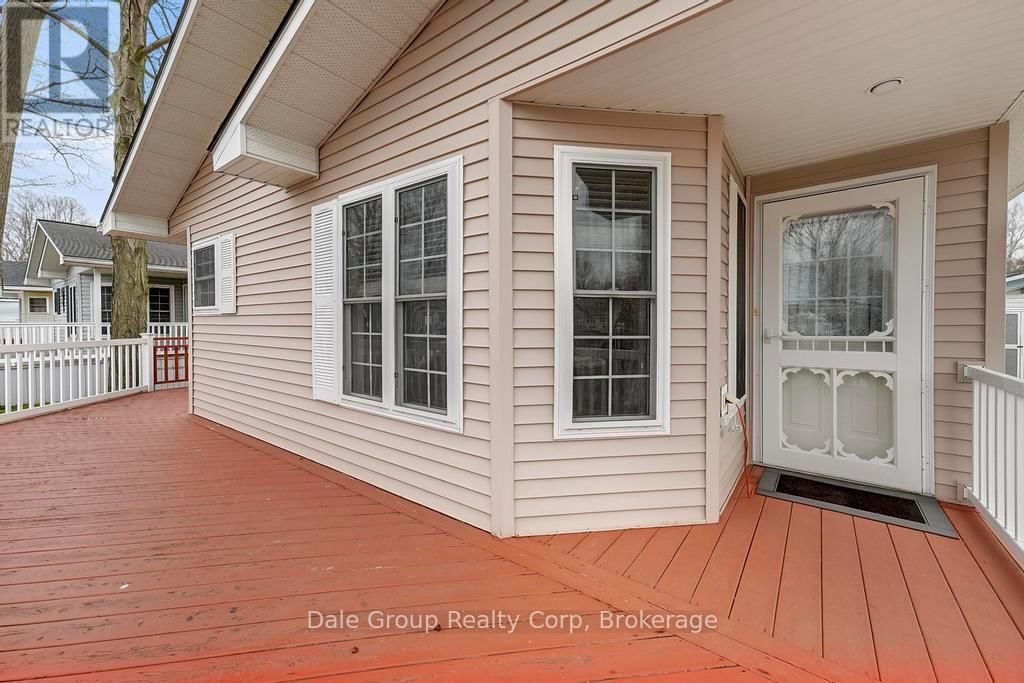 68 CHEROKEE LANE SOUTH Image 21