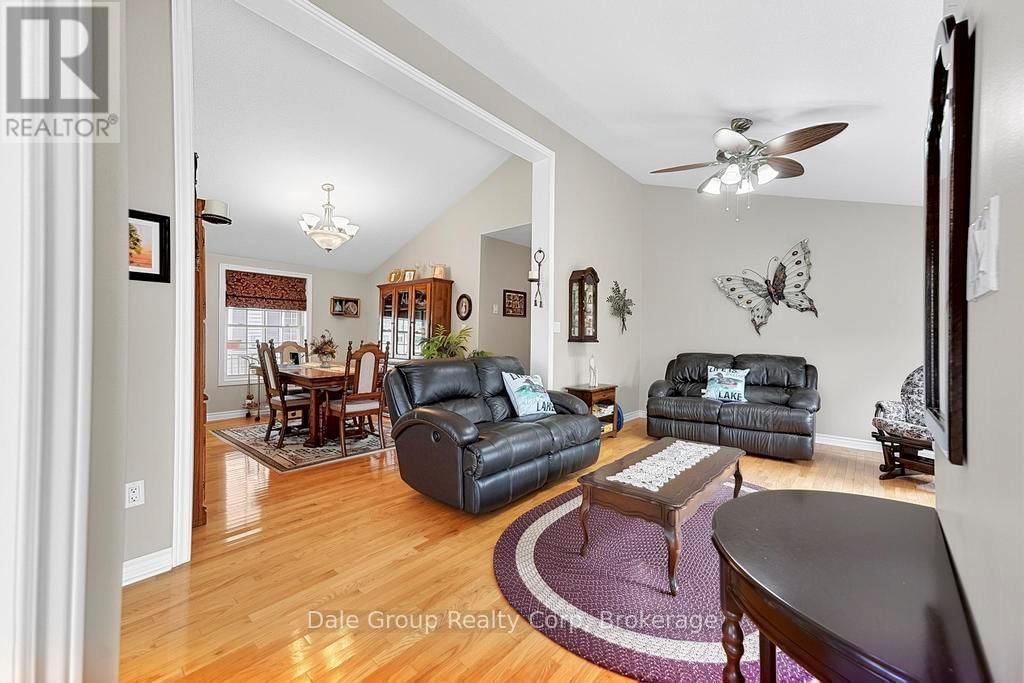 68 CHEROKEE LANE SOUTH Image 4