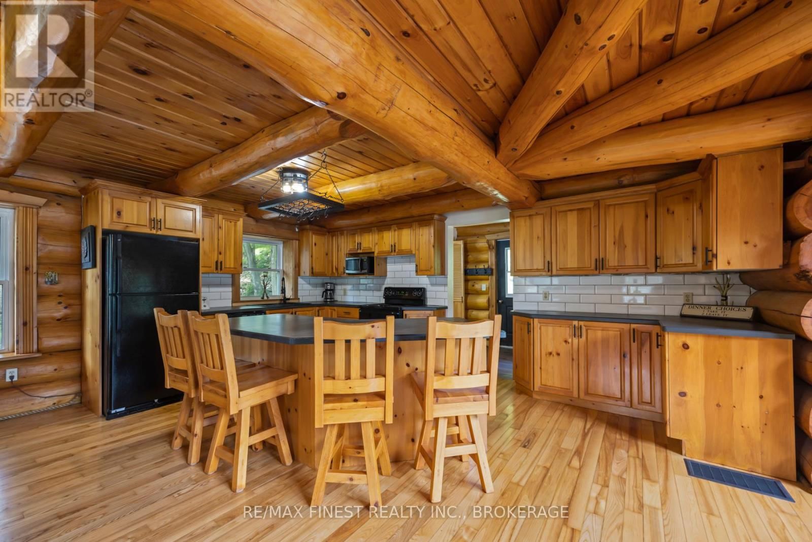 7679 PERTH ROAD Image 21