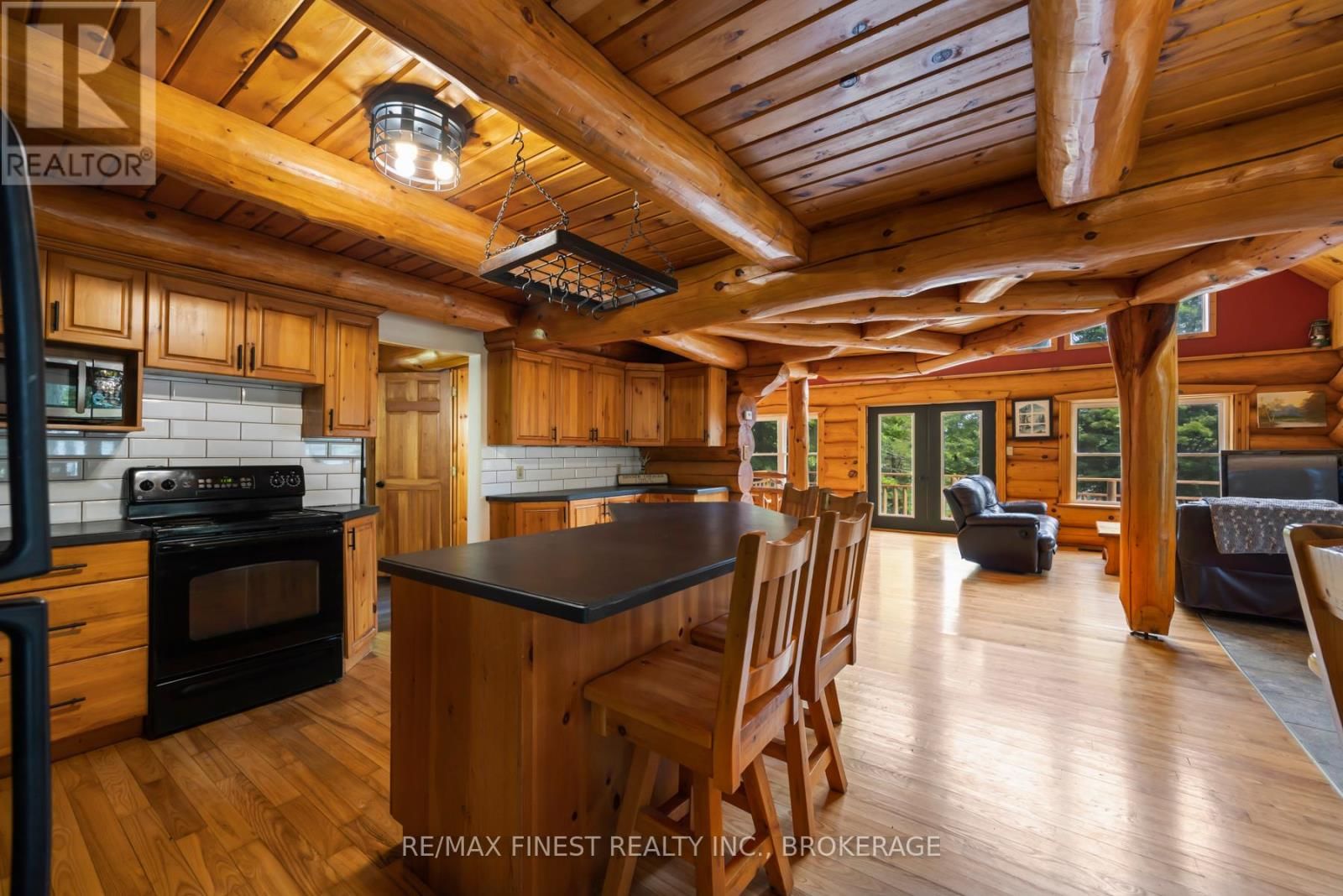 7679 PERTH ROAD Image 24