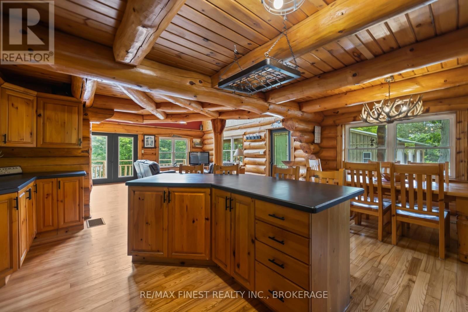 7679 PERTH ROAD Image 26