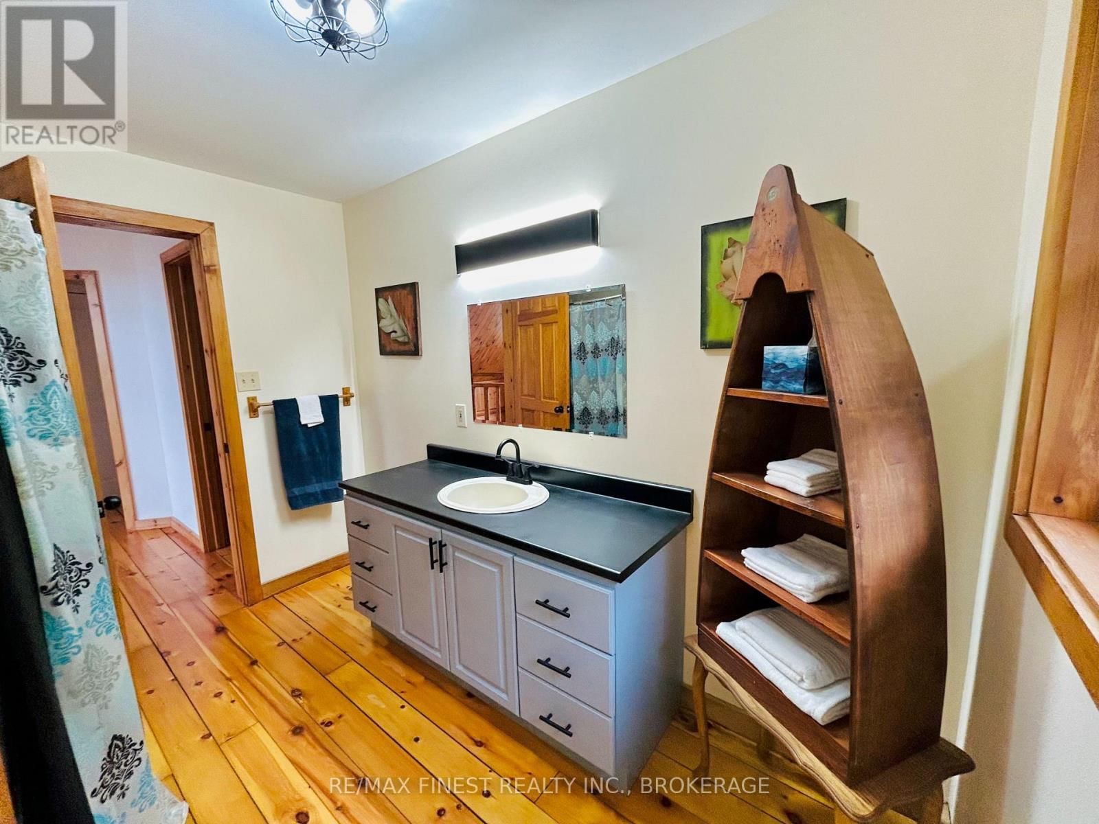 7679 PERTH ROAD Image 36