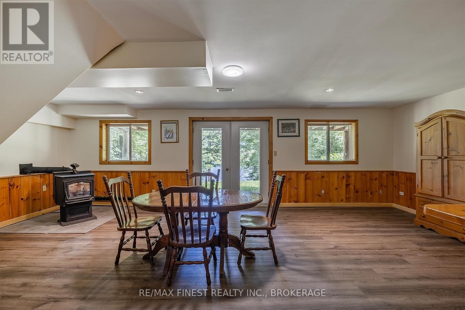 7679 PERTH ROAD Image 46