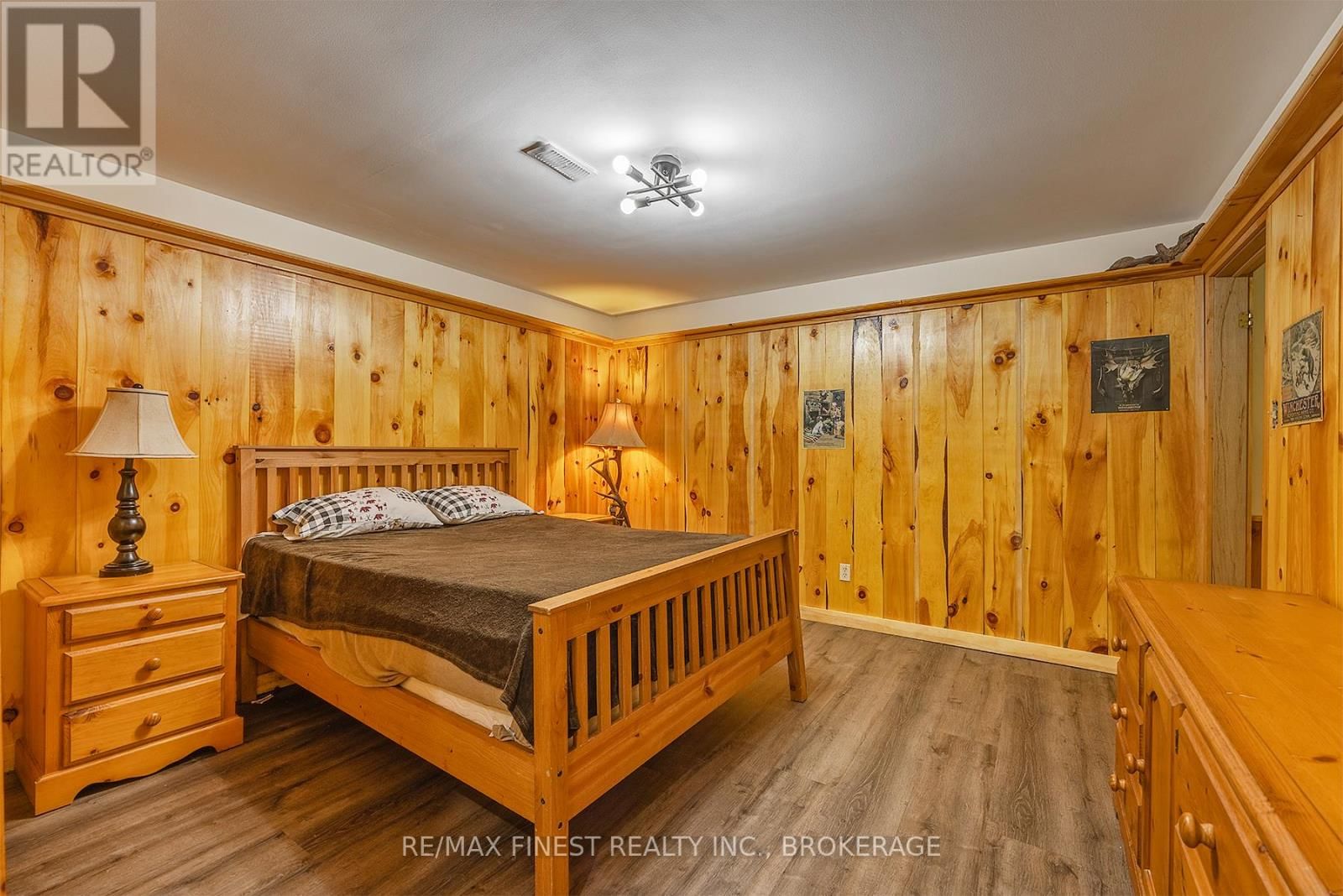 7679 PERTH ROAD Image 48