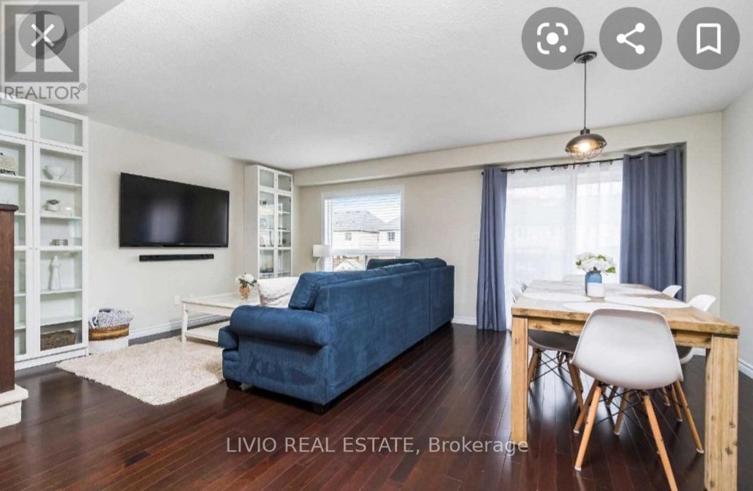 204 COULING CRESCENT Image 15