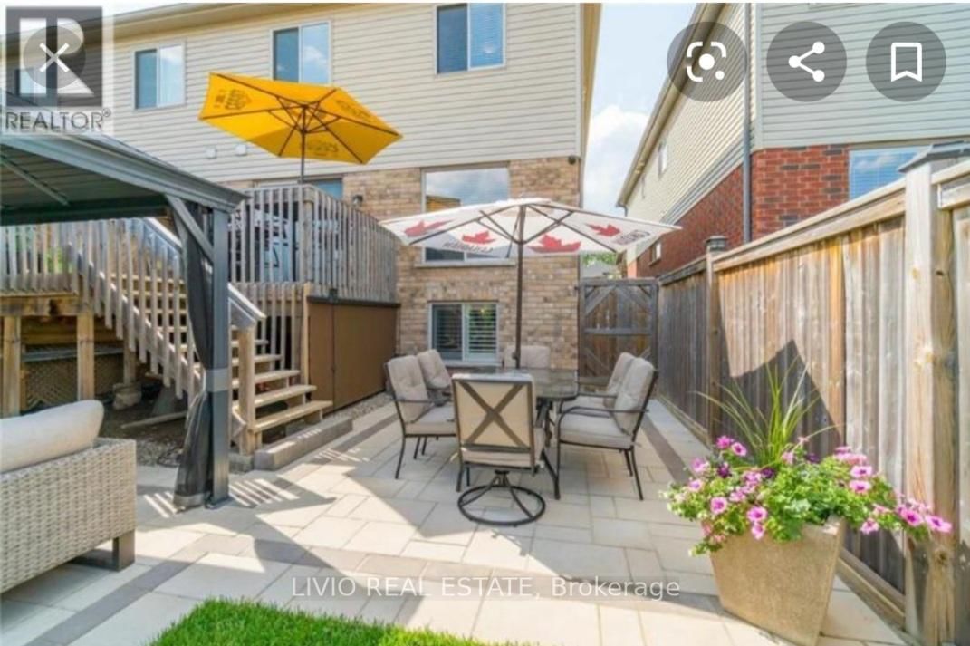 204 COULING CRESCENT Image 23