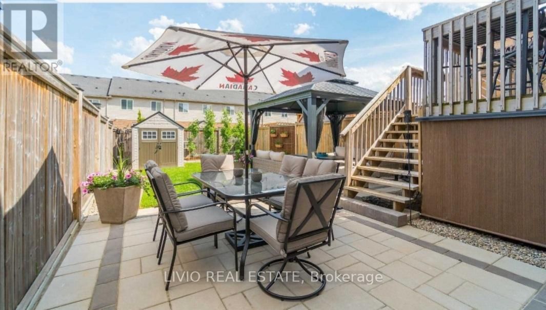 204 COULING CRESCENT Image 26