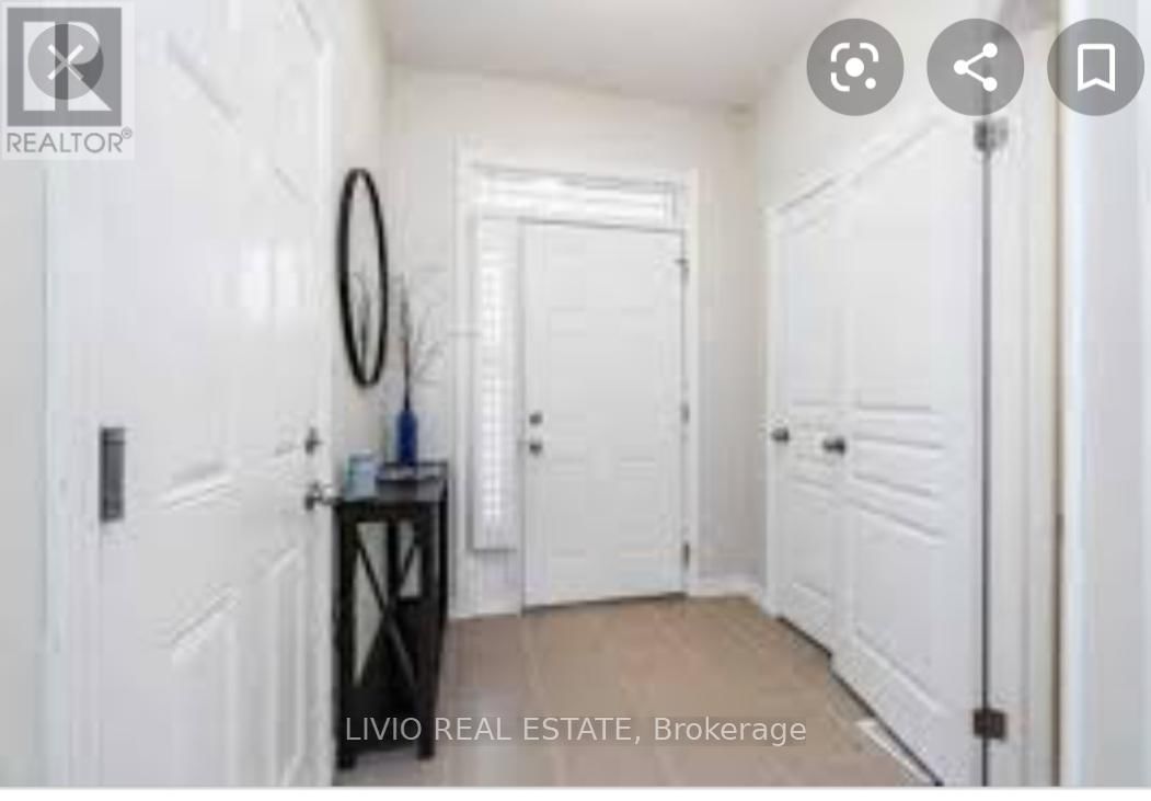 204 COULING CRESCENT Image 8