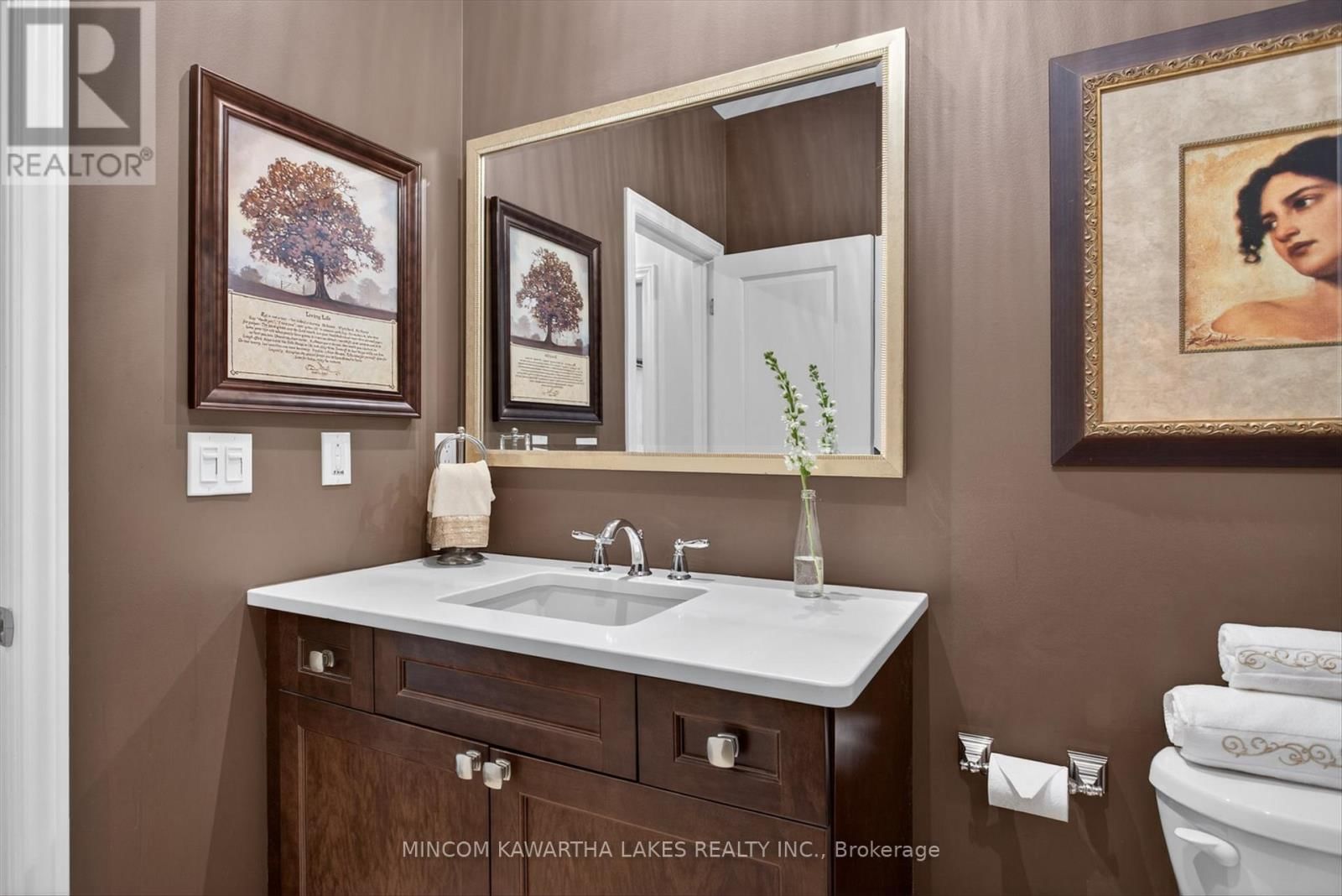 806 SMITH ROAD Image 23