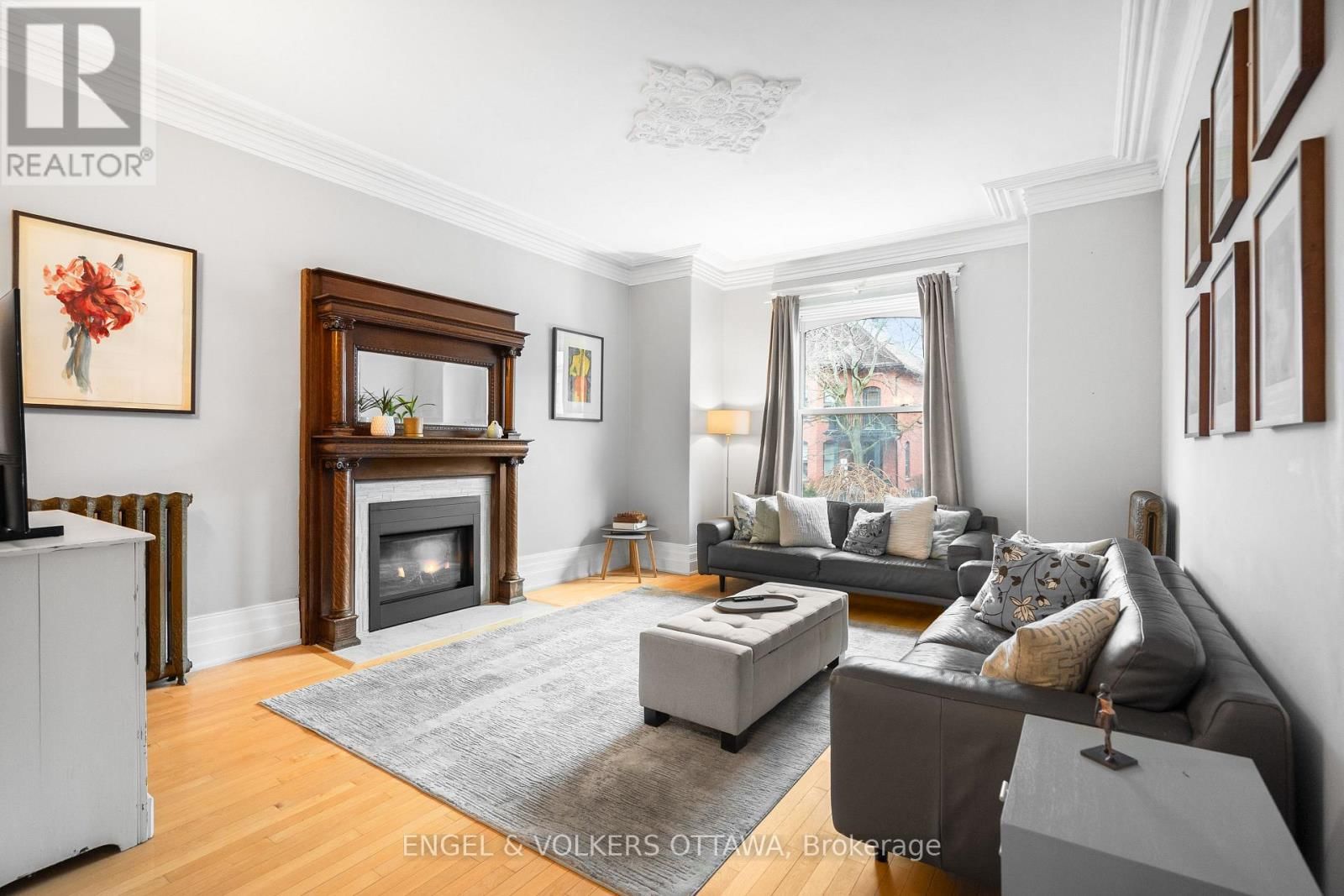 553 GILMOUR STREET Image 8