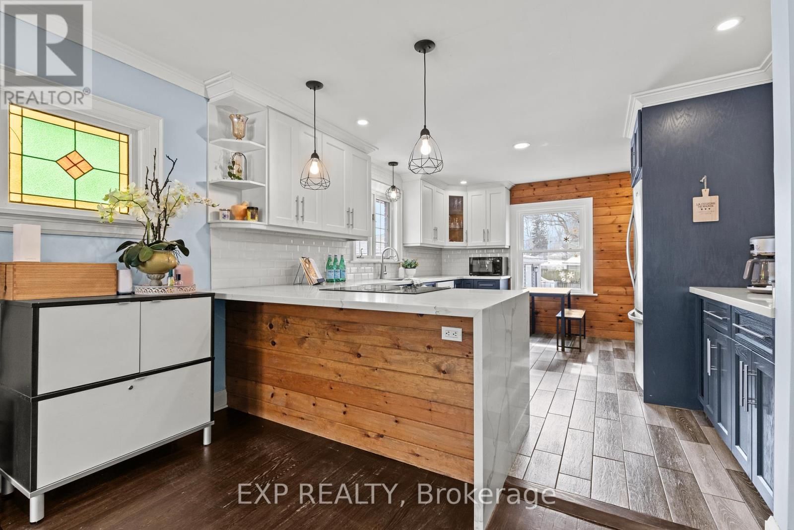 14 DUNLOP DRIVE Image 11