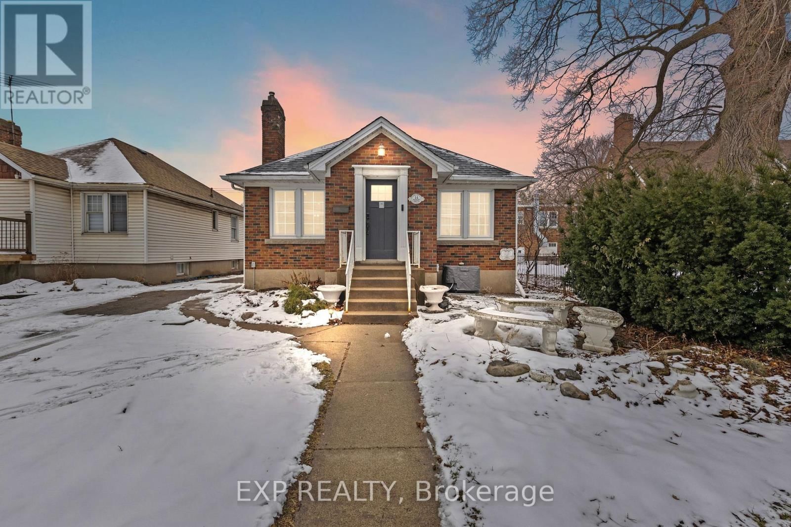 14 DUNLOP DRIVE Image 2