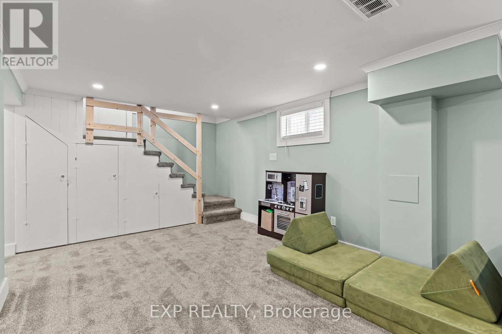 14 DUNLOP DRIVE Image 21